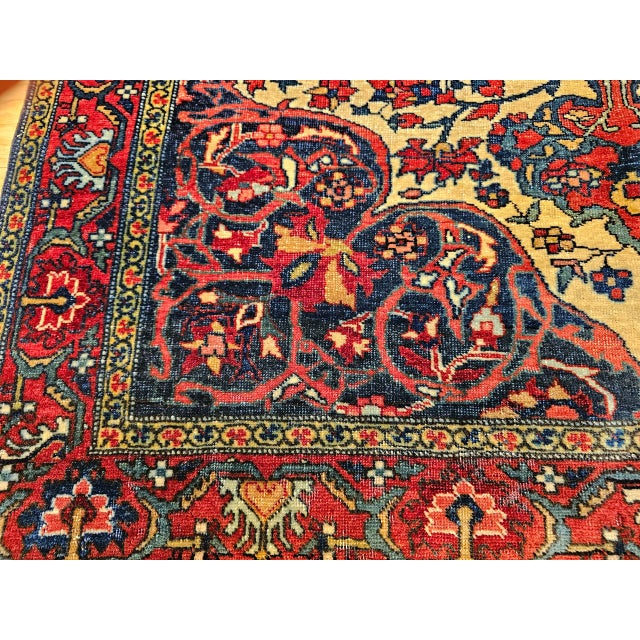 19th Century Persian Farahan Sarouk Rug, Hand-Knotted Wool, Floral Medallion Pattern, Ivory & Red, 4x5 For Sale - Image 13 of 15
