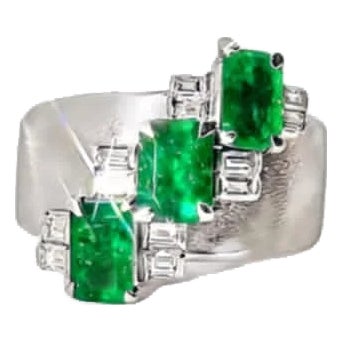Late 20th Century Platinum Emerald Solitaire Diamond Accent Ring, Size 8 For Sale