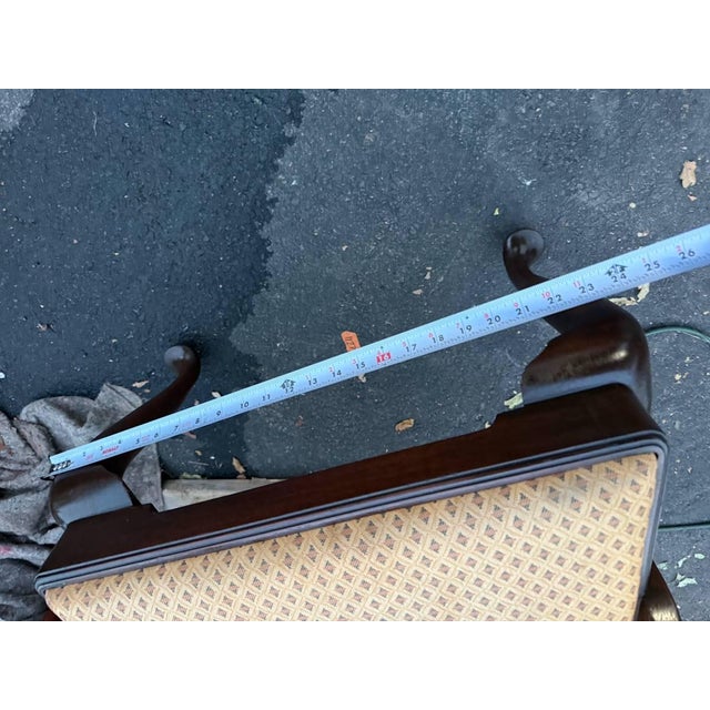 Late 20th Century Henkel Harris Queen Anne Style Mahogany Open Dining Armchair For Sale - Image 9 of 14