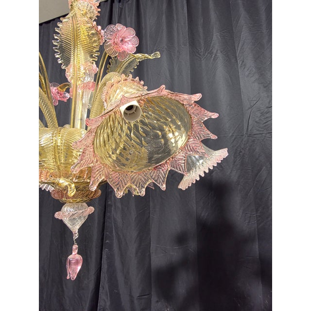 Murano Chandelier, 1980s, in Flawless conditions. Designed 1980 to 1989 Up to 250V (Europe/UK Standard).The wiring of this...