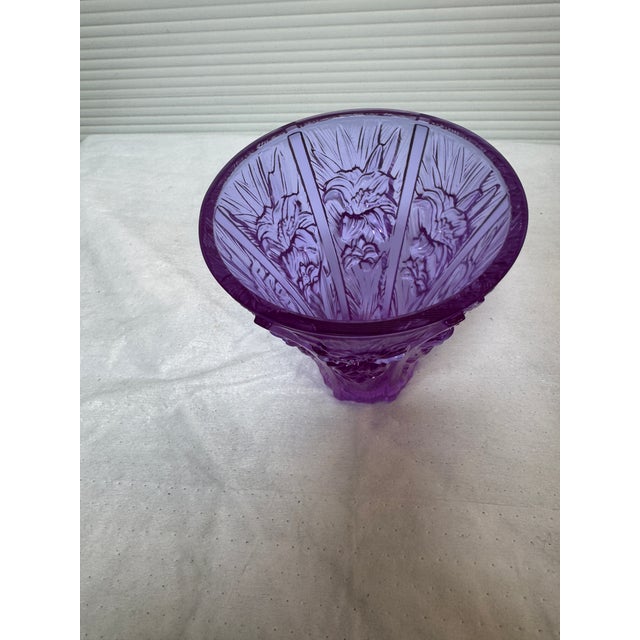 Design Plus Gallery presents the Profusion of Lilies Purple Vase from the Presence of Spring Collection by Liuli. Summon...