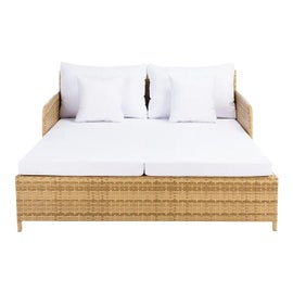 Example of Outdoor Daybeds