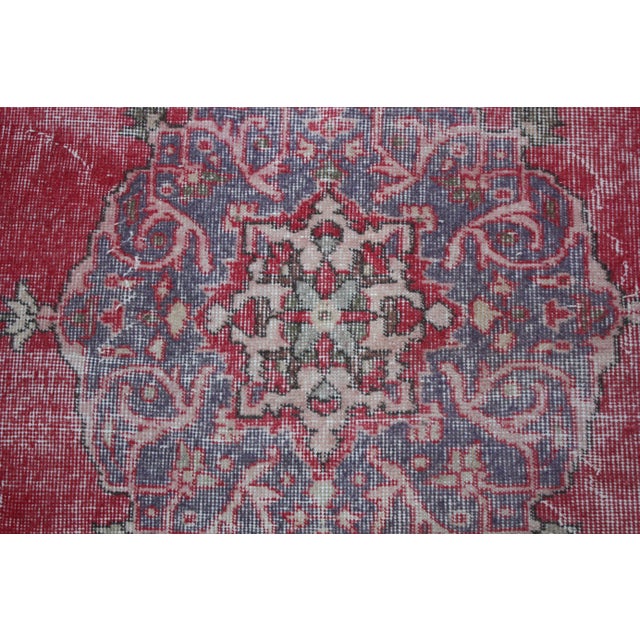 1950s Vintage Turkish Art Deco Anatolian Tribal Oushak Area Rug For Sale In Sacramento - Image 6 of 13
