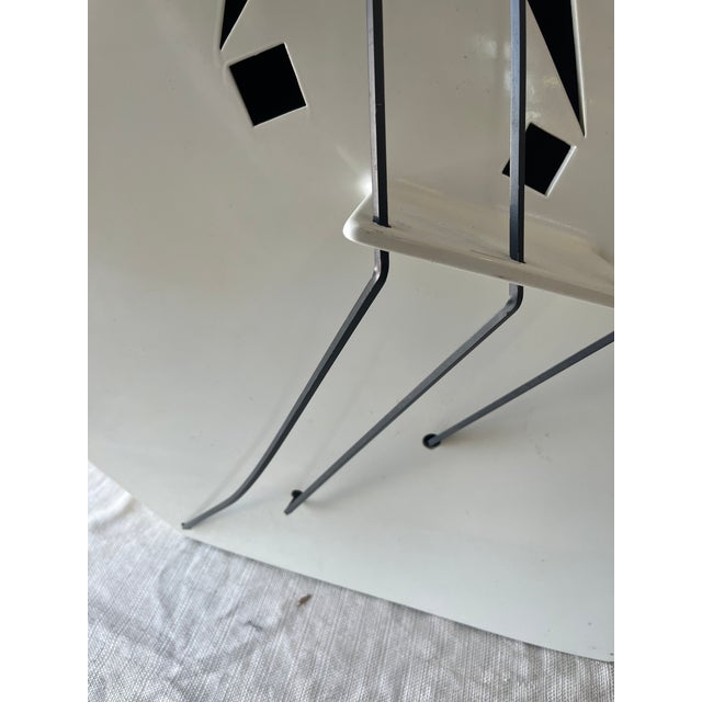 1980s White Sculptural Chelo For Sale - Image 4 of 6