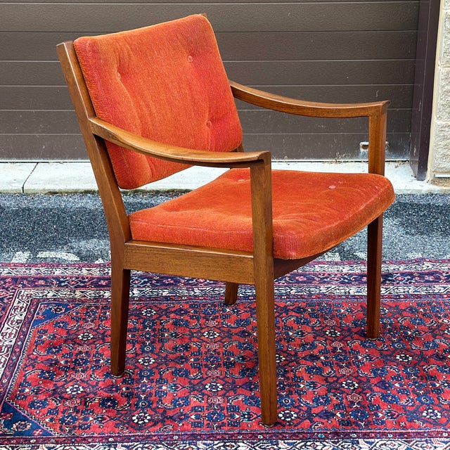 Gunlocke Mid-Century Modern Signed Gunlocke Sculpted Walnut Armchair For Sale - Image 4 of 12