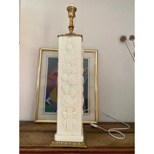 Art Deco Table Lamp in Porcelain with Bronze, Spain, 1930s For Sale - Image 3 of 5