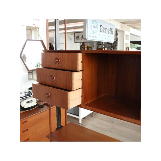 Type 'Matilda' bookcase Date 1960-69 Origin Italy Materials Teak Model 1 module Conservation status Preserved Width 83 cm...