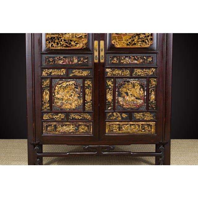 Important Documented Qing Dynasty Chinese Deep Relief Rosewood Cabinet For Sale In Los Angeles - Image 6 of 12