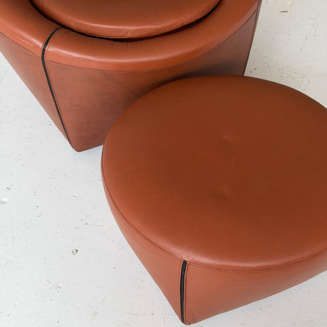 1990s Capri Chair + Ottoman Attributed Minotti For Sale In Chicago - Image 6 of 8