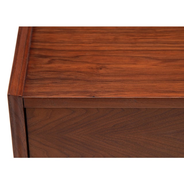 Merton Gershun Dillingham Esprit Walnut Six Drawer Lowboy Dresser Mid Century For Sale - Image 12 of 13