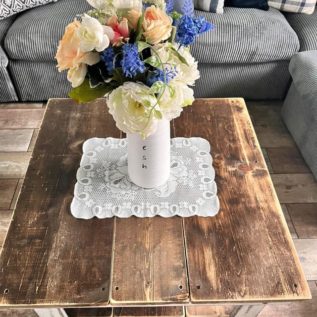 16.5" X 12" Vintage Set of 4 Lace Placemats Floral Victorian Edwardian Traditional Farmhouse English Cottage For Sale - Image 4 of 8