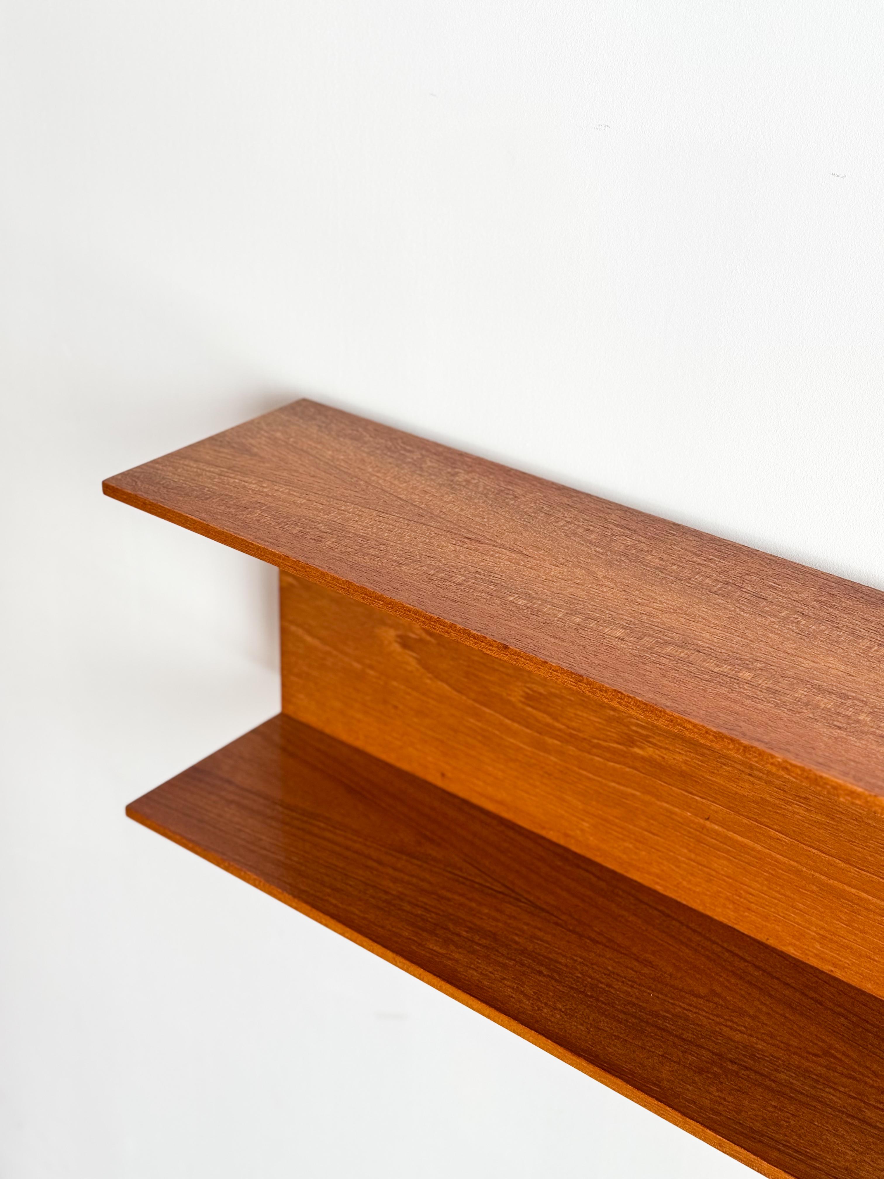 t*9様 【購入困難】HOORSENBUHS 23inch 10MM WALLE Floating U-Shaped Wall Shelf in Teak by Walter Wirz for Wilhelm