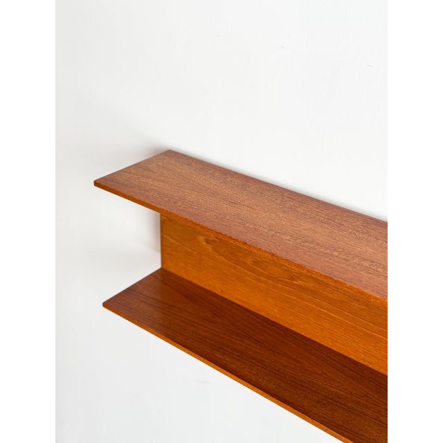 Purple Floating U-Shaped Wall Shelf in Teak by Walter Wirz for Wilhelm Renz, 1960s For Sale - Image 8 of 15