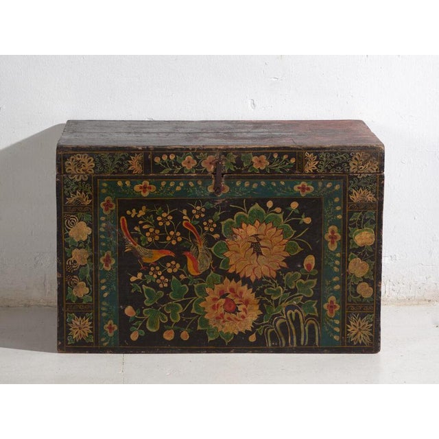 Antique Chinese Painted Trunk For Sale - Image 6 of 11