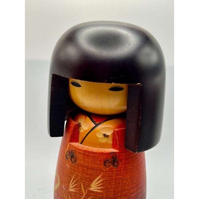 Vintage Sosaku Kokeshi Doll in Red Kimono With Floral Kimono For Sale - Image 9 of 12