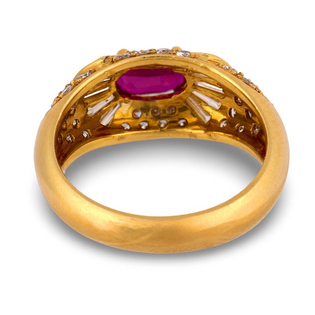 1980s Vintage Ruby Diamond 18k Yellow Gold Ring, Size 6.75 For Sale - Image 5 of 5