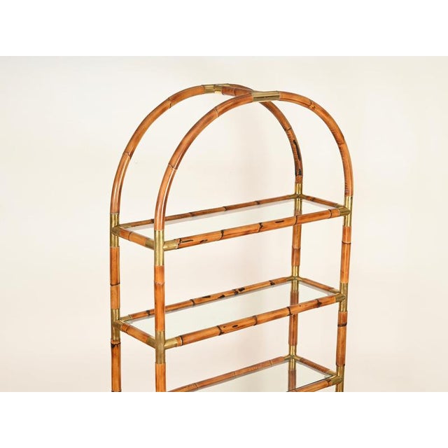 Large Italian Arch Shelf in Rattan and Brass, 1970s For Sale - Image 11 of 17