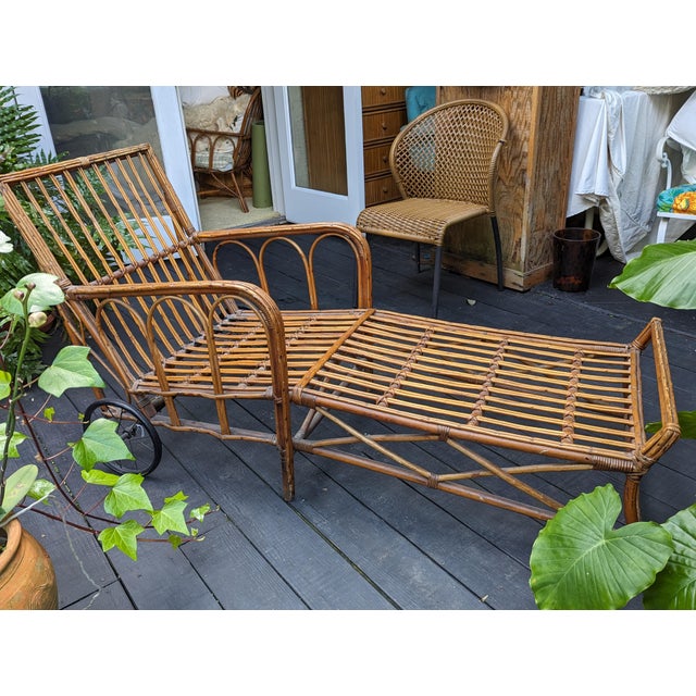 1930s Stick Wicker/Reed Chaise With 2 Wheels Cushion Included For Sale - Image 4 of 8