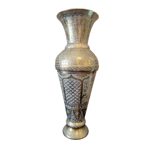 1940s Pair of Large Mid-Century Indian Etched Brass Vases For Sale - Image 5 of 11