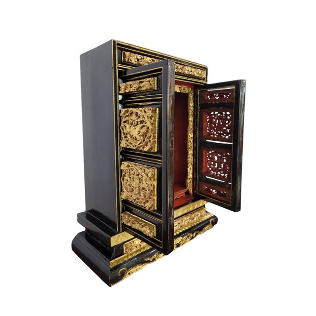 Antique Meiji/Taisho Japanese Lacquer & Gilt Butsudan Shrine With Dainichi Nyorai Buddha For Sale - Image 11 of 15