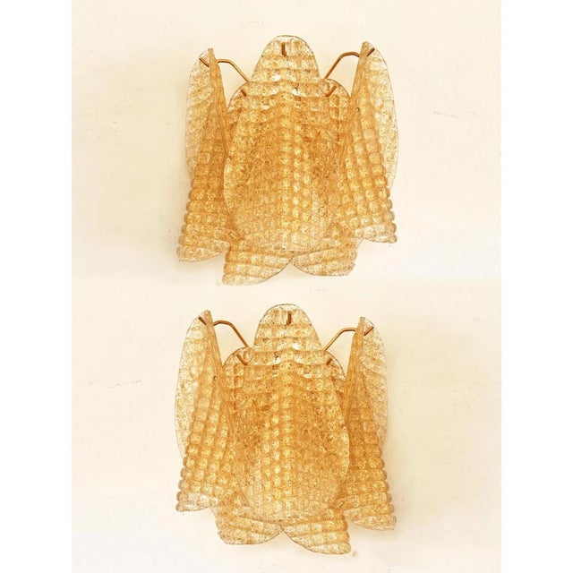 Glass Sculptural Gold Granigli Rondini Murano Glass Wall Lamps by Simoeng, Set of 2 For Sale - Image 7 of 12