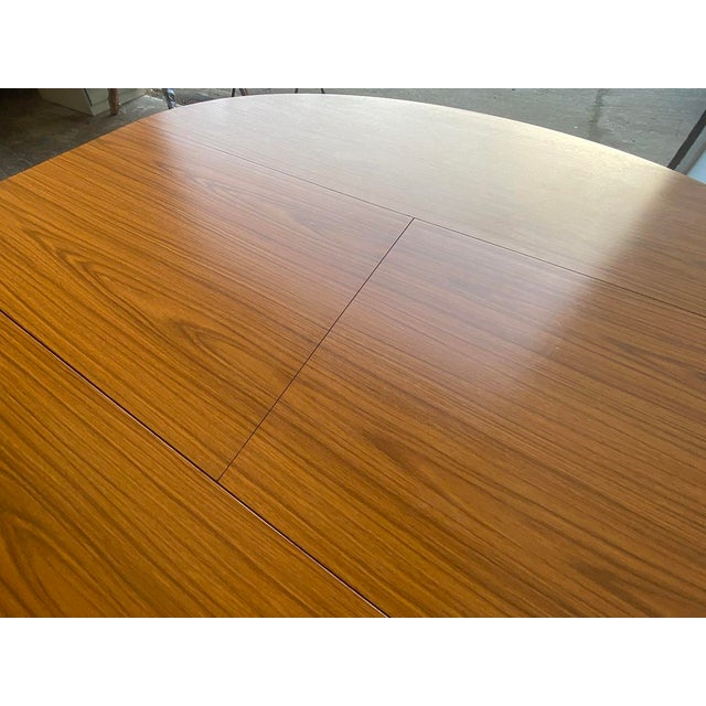 Mid-Century Modern Mid-Century Extending Dining Table in Teak Grain and Formica from Schreiber, 1960s For Sale - Image 3 of 11