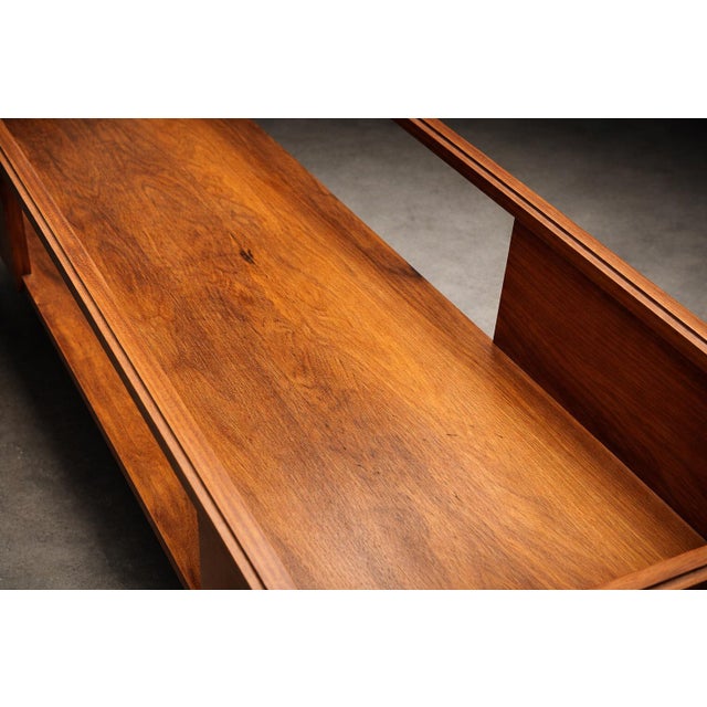 Carlo Hauner Caviuna Wood & Glass Display Coffee Table, Brazil, 1950s For Sale - Image 10 of 15