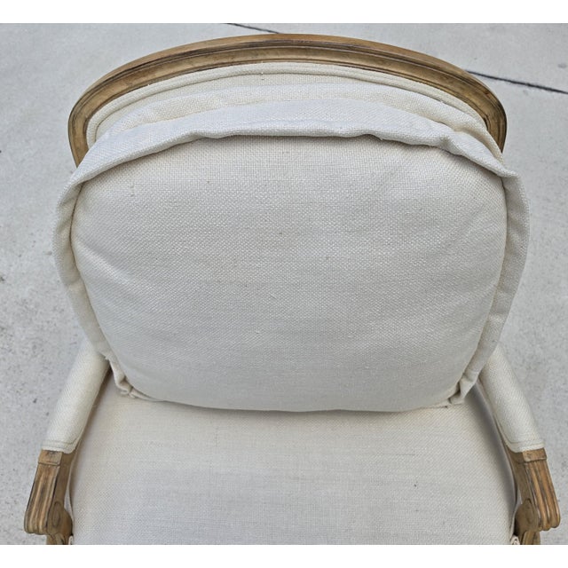 Beverly Furniture French Louis XV Fauteuil Off-White Heavy Linen Lounge Chair For Sale In Miami - Image 6 of 15