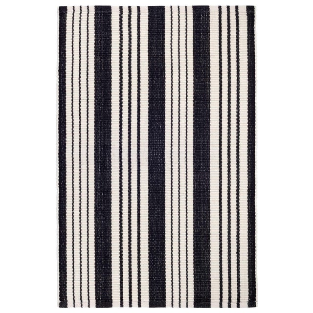 Dash & Albert by Annie Selke Birmingham Black Indoor/Outdoor Rug, 9' 6" x 13' 6" For Sale In Boston - Image 6 of 6