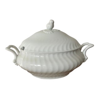 Mid 20th Century Kaiser Soup Tureen in Romantica Pattern For Sale