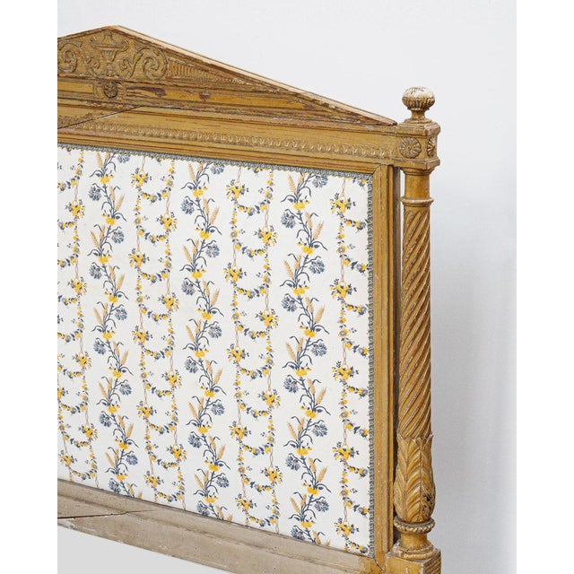 19th Century Louis XVI Carved and Painted Daybed Bed Frame For Sale - Image 6 of 8