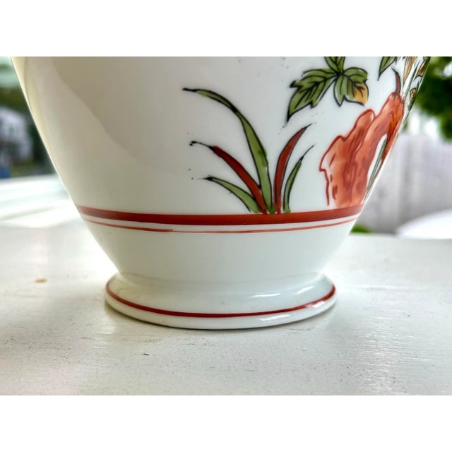 Vintage Porcelain Lidded Jar / Urn For Sale In New York - Image 6 of 11
