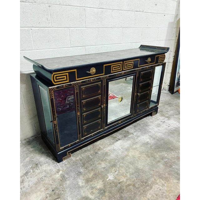 Chinoiserie Unusual Chinoiserie Hollywood Regency Style Black & Gold Credenza For Sale - Image 3 of 9