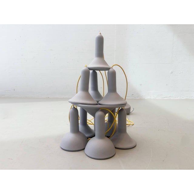 Designed in 2008 by Belgian designer Sylvain Willenz for Established & Sons, the "Torch Light Bunch" pendant lamp is based...