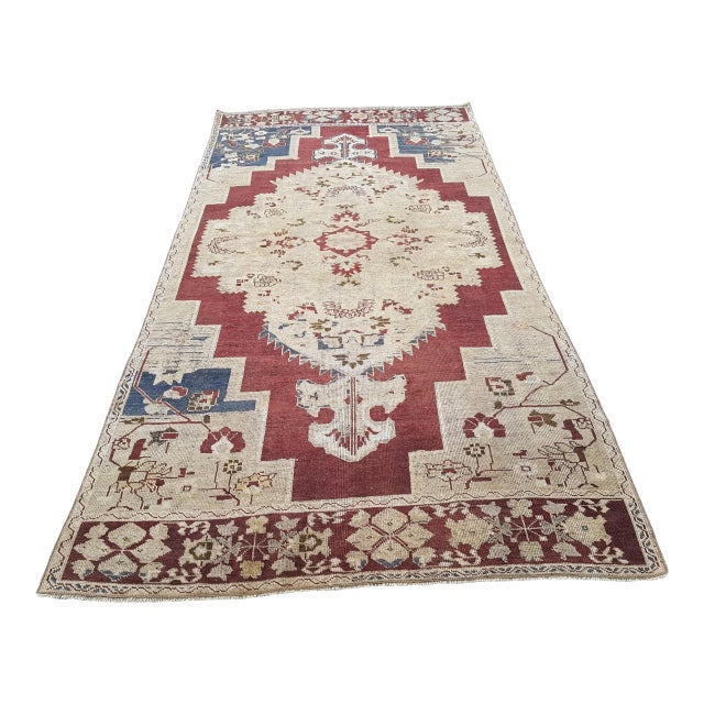 Vintage Central Anatolian 'Taspinar' Wool Turkish Area Rug 4'7" X 8'11" For Sale