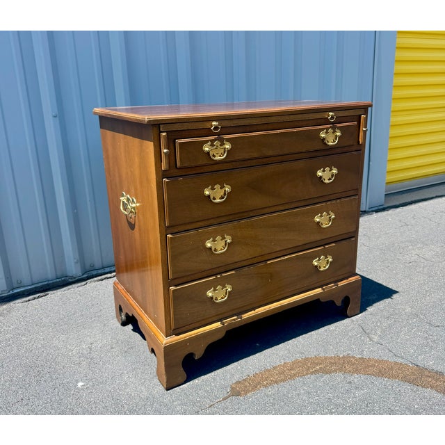 Traditional Kittinger Colonial Williamsburg Mahogany Bachelor's Chest For Sale - Image 3 of 11