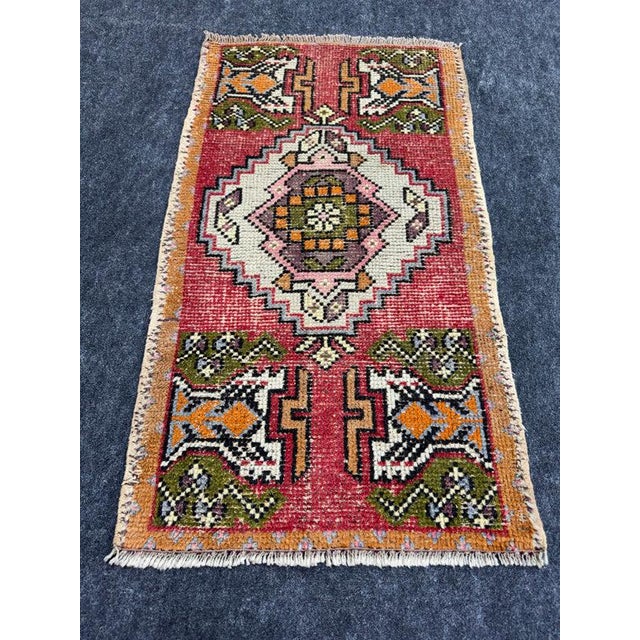 Turkish Yastik Rug 1'9" x 3'1" For Sale - Image 4 of 5