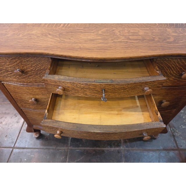 Antique Victorian Solid Tiger Oak Quater Sawn Mission Dresser Chest of Drawers 1880-1918 For Sale - Image 14 of 17