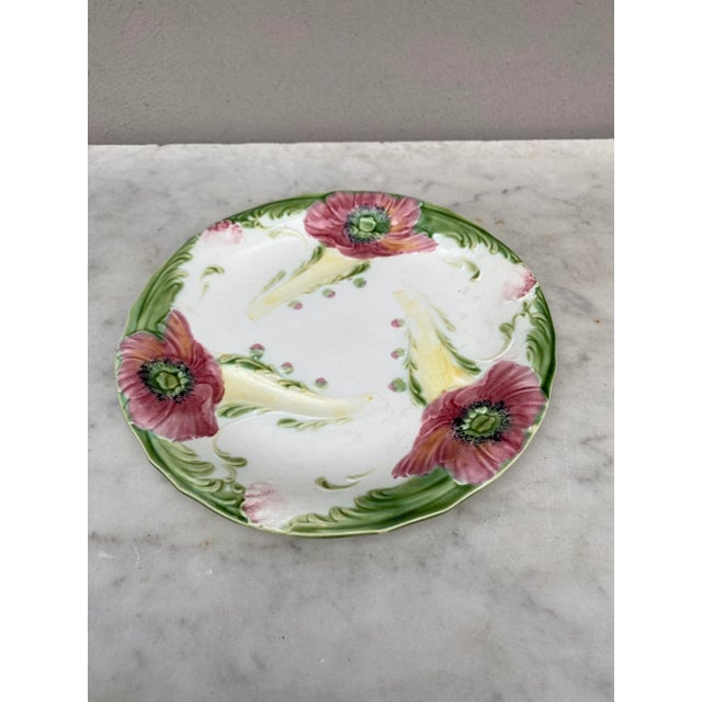 French Country French Majolica Poppies Plate Luneville, Circa 1910 For Sale - Image 3 of 5