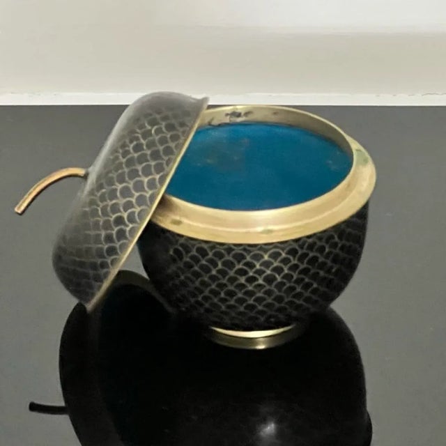 Vintage Cloisonné Lidded Box in Acorn Form – Black & Gold With Turquoise Enamel Interior For Sale - Image 4 of 12