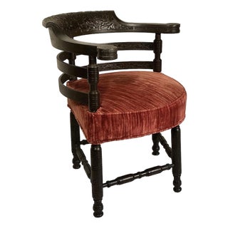 Antique Carved Rosewood Roundabout Corner Chair, American 1870-80 For Sale