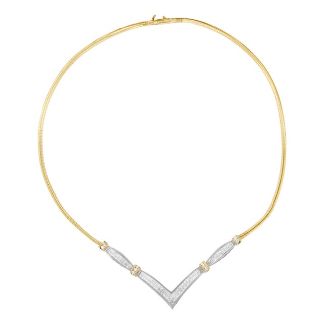 14K Yellow and White Gold 2.00 Cttw Round and Princess-Cut Diamond 'V' Shape Statement Necklace (H-I Color, SI2-I1 Clarity) - 18" For Sale
