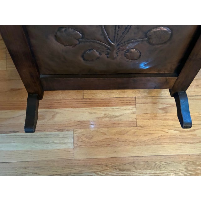 Early 20th Century Art Nouveau/ Arts and Crafts Movement Copper Fireplace Screen For Sale - Image 5 of 8