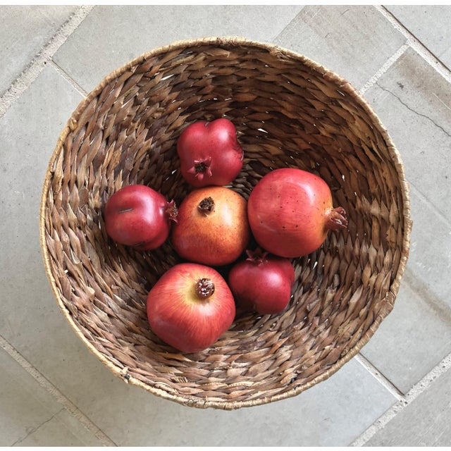 Burnt Umber Late 20th-Century Handwoven Water Hyacinth Pedestal Centerpiece Bowl For Sale - Image 8 of 18