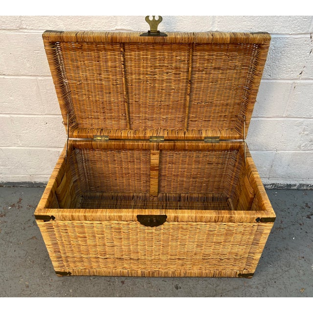 Vintage Asian Chinoiserie Wicker Trunk With Brass Hardware For Sale - Image 15 of 17