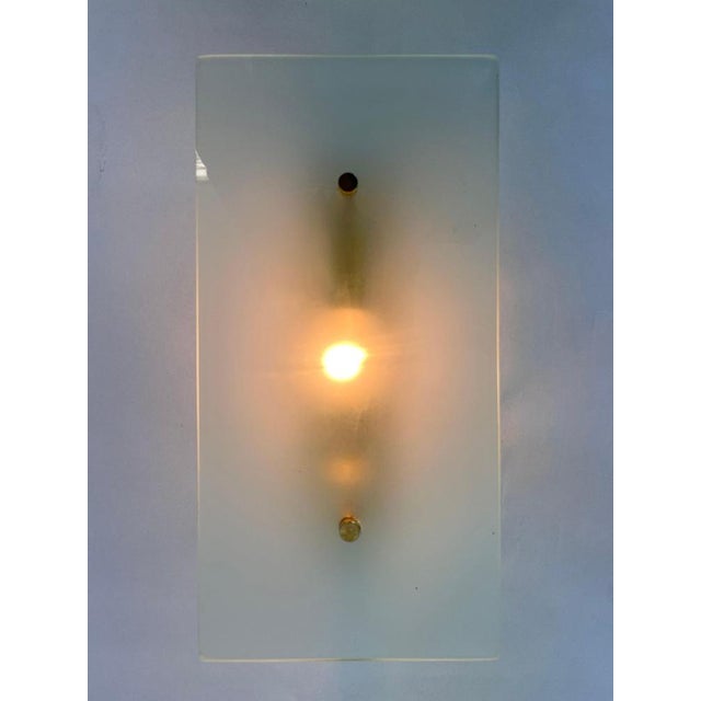 Good original condition - glass intact - ver simple design - US compatible - one bulb any wattage jr This piece is...