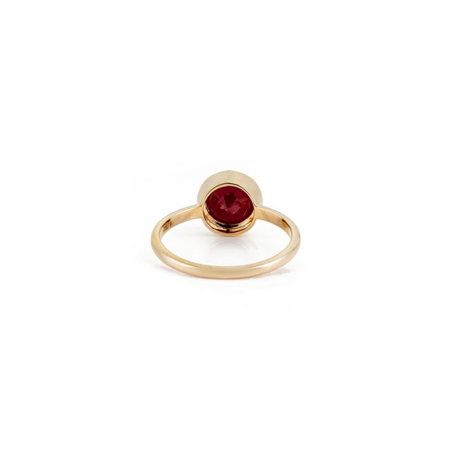 Handcrafted 1.75ct Natural Ruby Solitaire Ring in 14k Yellow Gold Size 5 For Sale - Image 10 of 16
