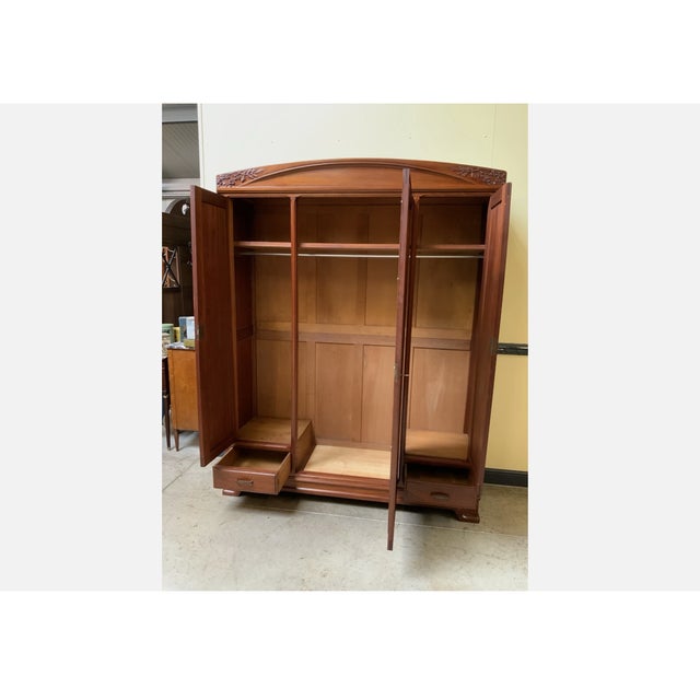 Antique Art Nouveau Wardrobe from École Nancy, 1910s For Sale - Image 3 of 10