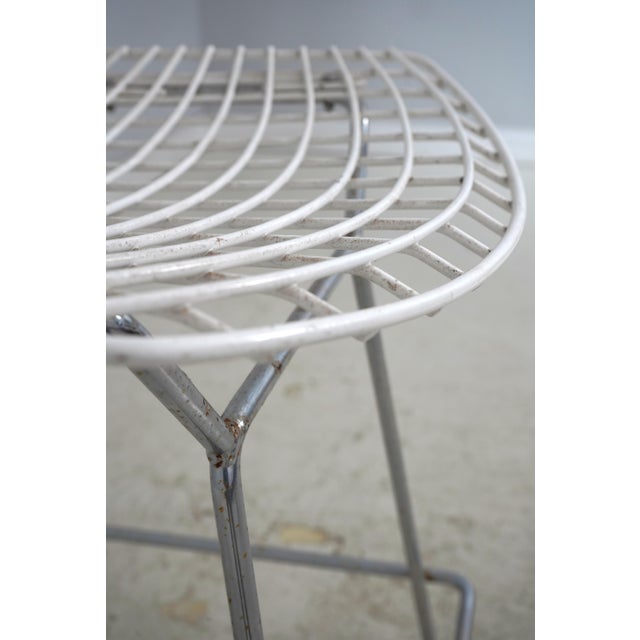 Harry Bertoia for Knoll Pair of White Wire Frame Bar Stools For Sale - Image 17 of 18