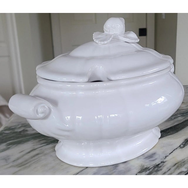 Made in Portugal Bordallo Pinheiro Strawberry Motif Soup Tureen For Sale - Image 9 of 12